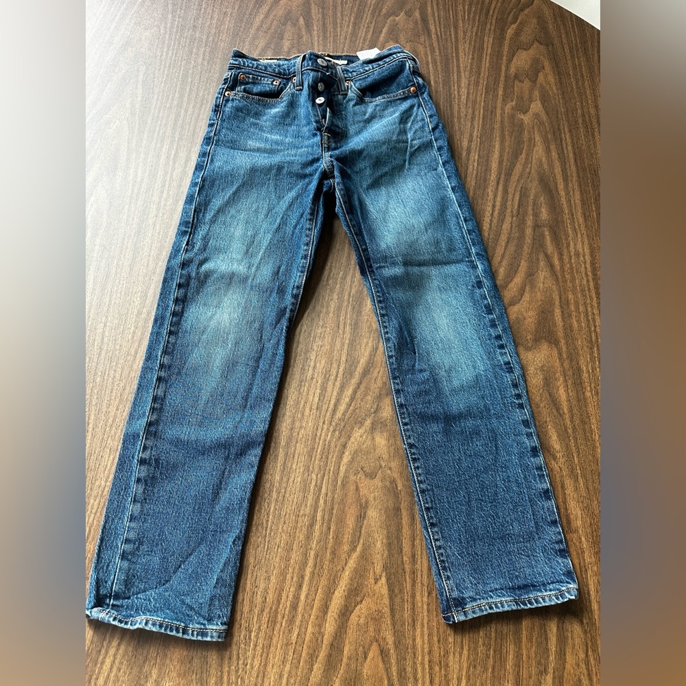 Levi’s wedgie high waisted straight leg  jeans size 24